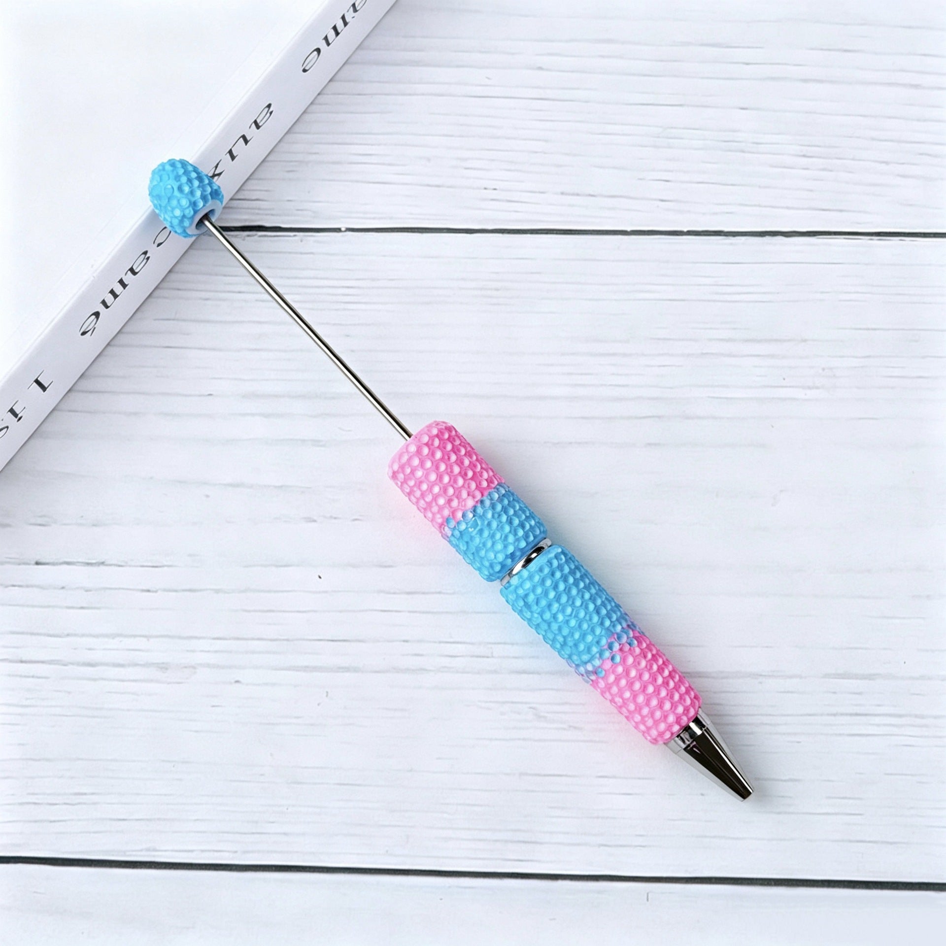 Rainbow gradual change diamond fluorescent pen