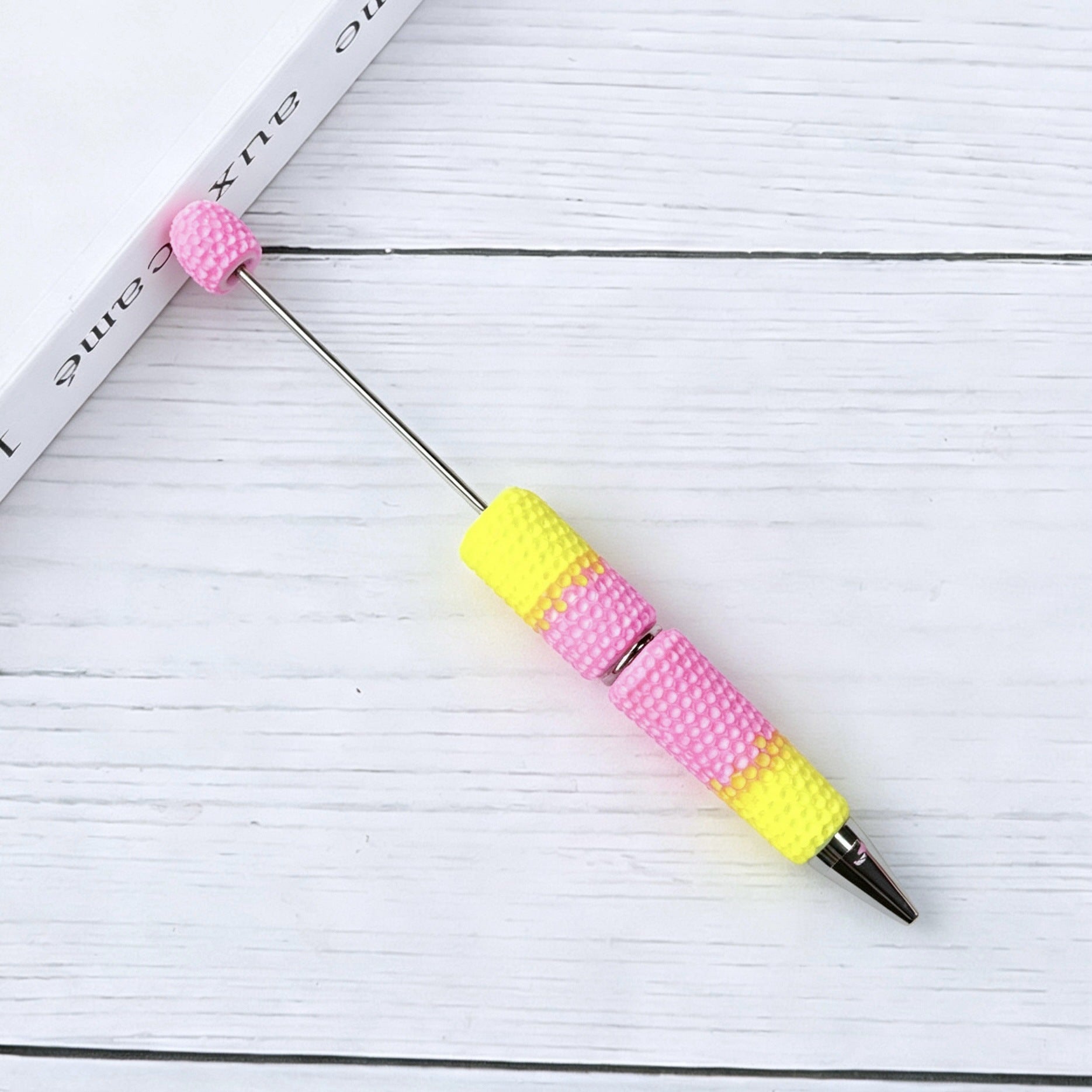 Rainbow gradual change diamond fluorescent pen