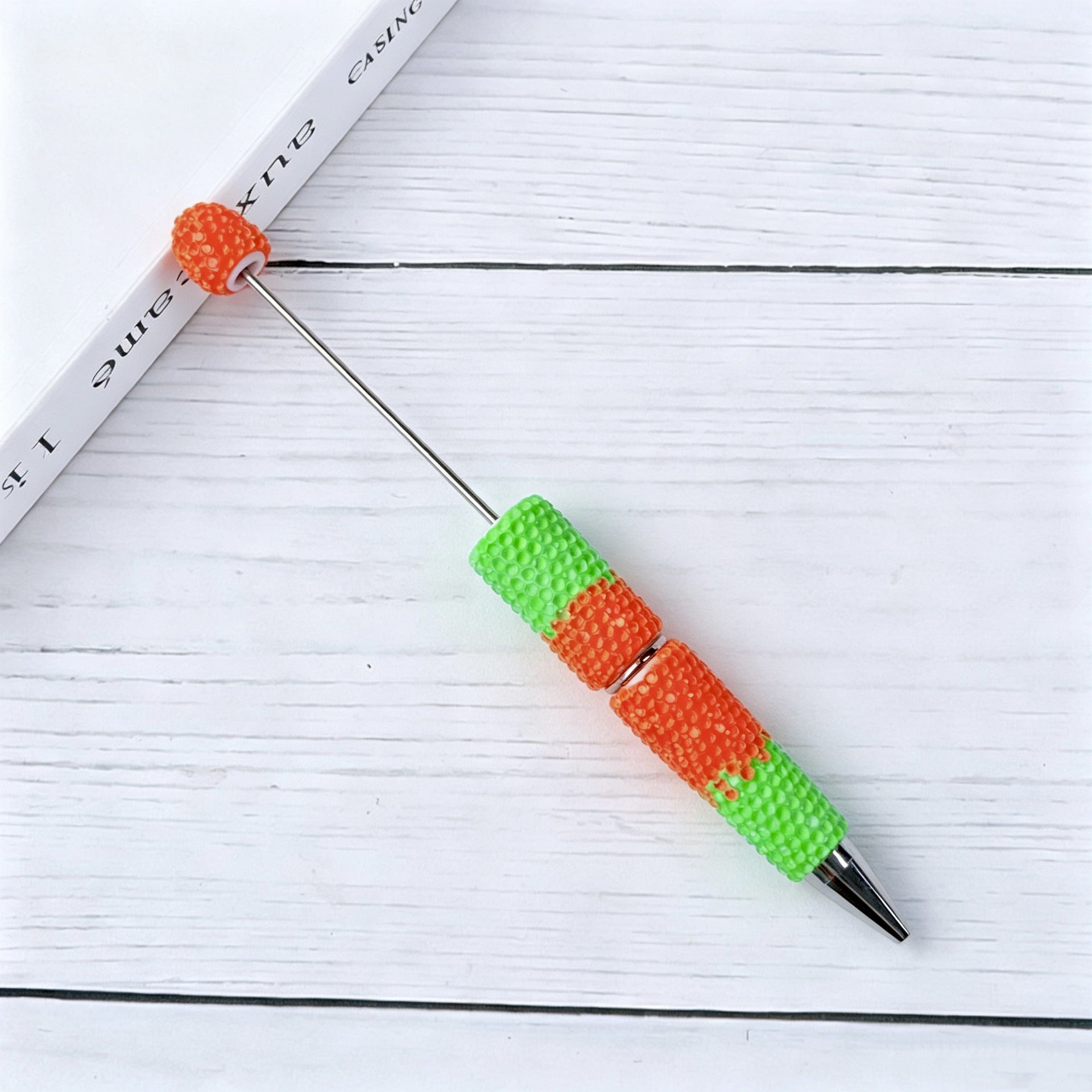 Rainbow gradual change diamond fluorescent pen