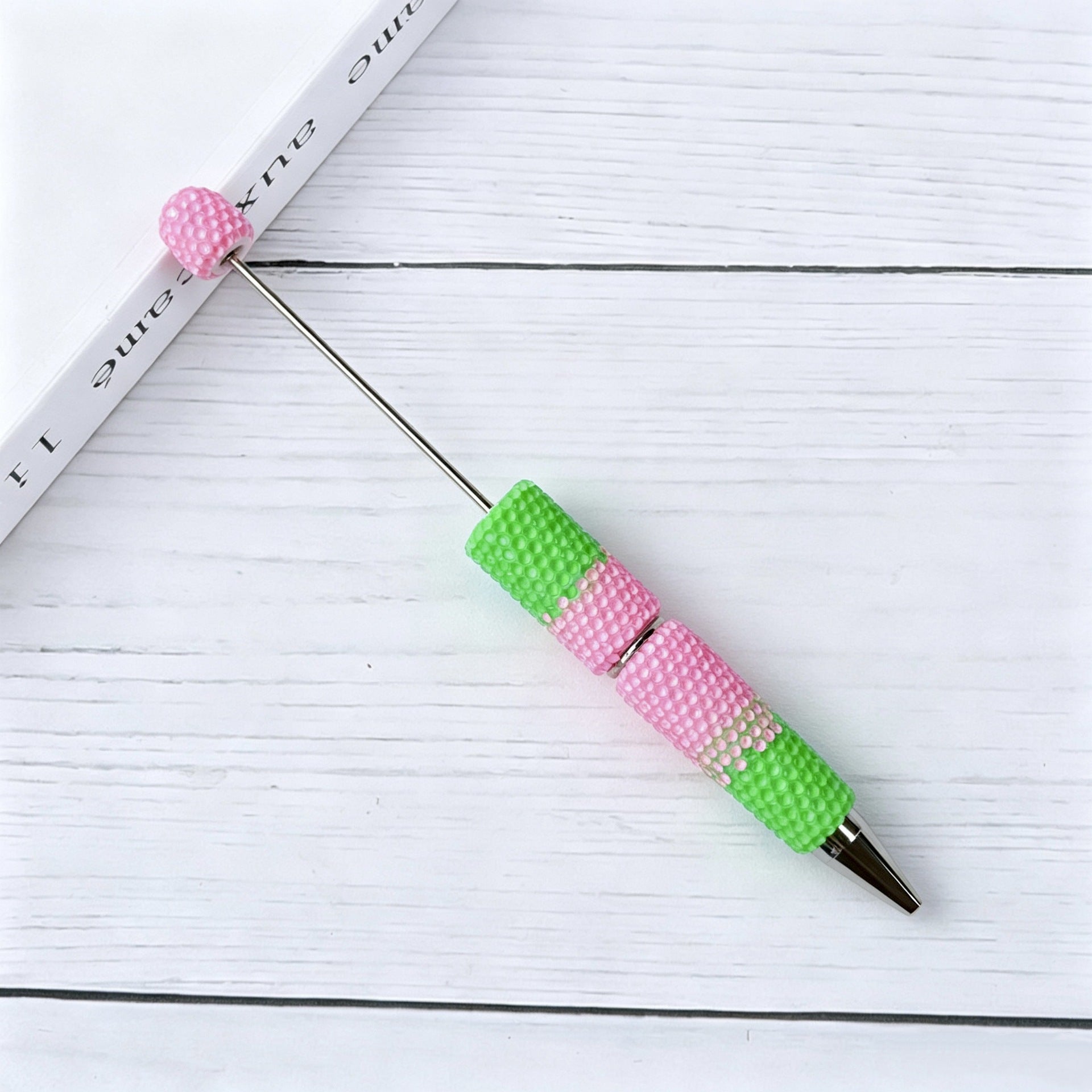 Rainbow gradual change diamond fluorescent pen