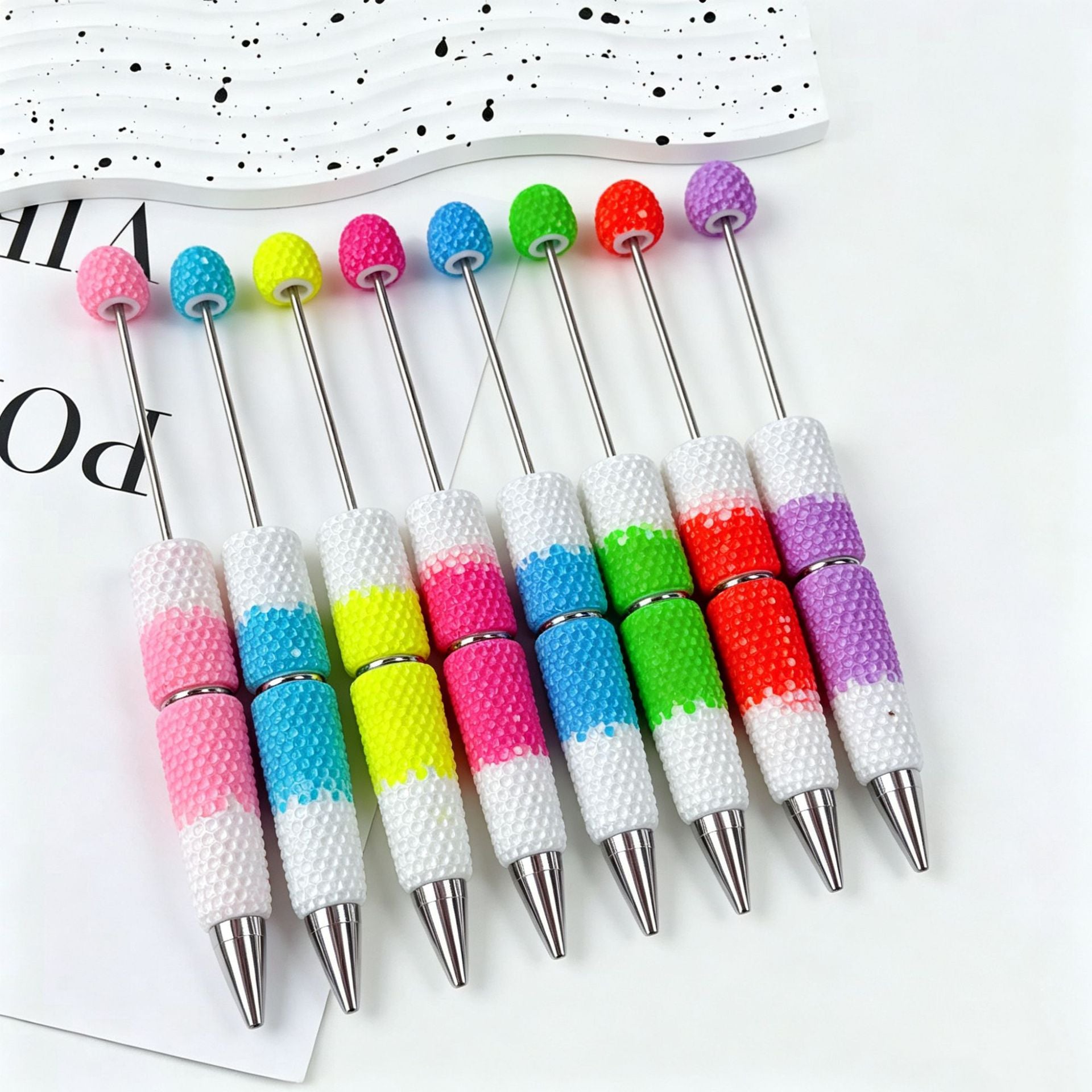 Rainbow gradual change diamond fluorescent pen