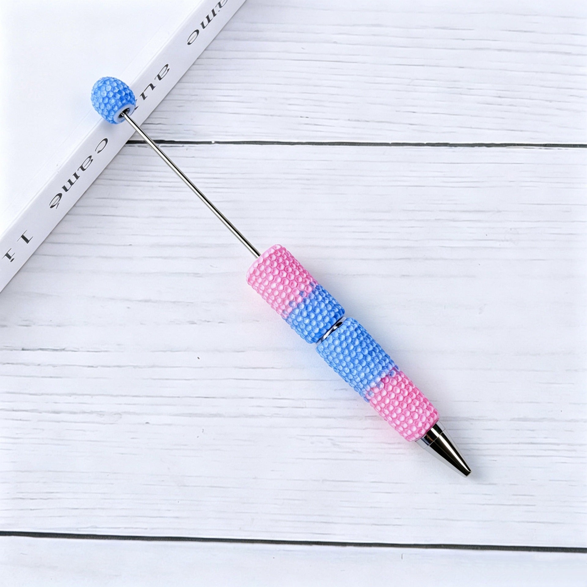 Rainbow gradual change diamond fluorescent pen